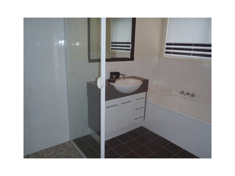 20 Ontario Ct, Oxenford QLD 4210