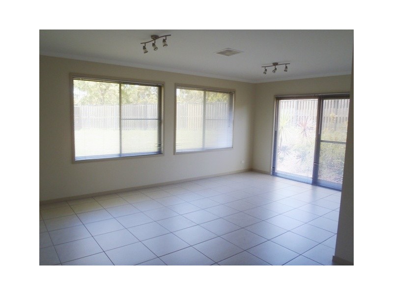 12 Slipstream Road, Coomera Waters QLD 4209