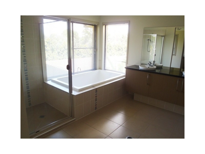 12 Slipstream Road, Coomera Waters QLD 4209