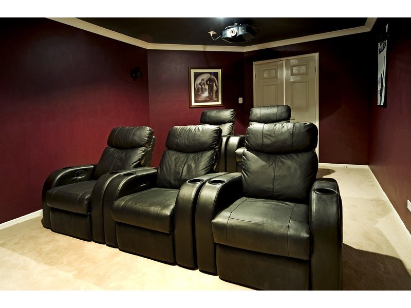 26 Brittany Dr, Oxenford QLD 4210