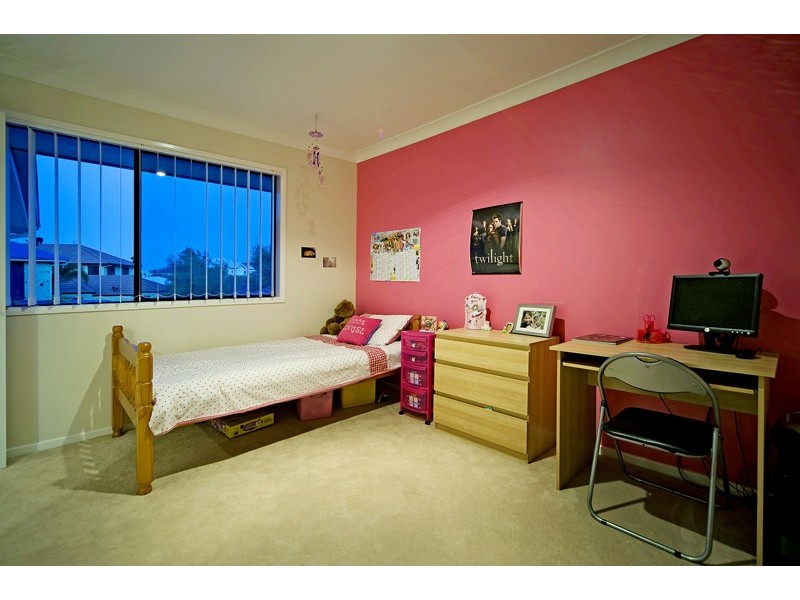 26 Brittany Dr, Oxenford QLD 4210