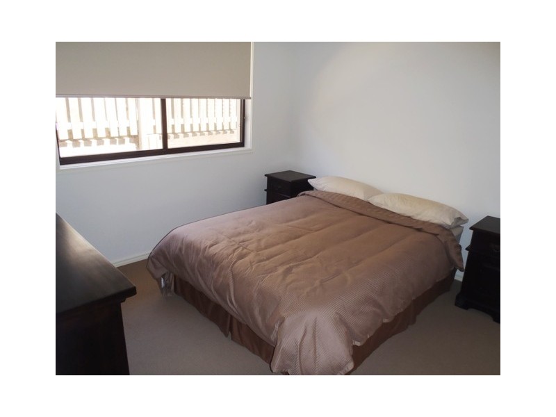 8 Ravensthorpe St, Ormeau QLD 4208