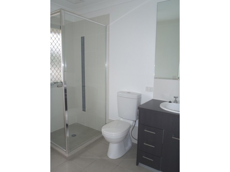 13 Silver Dawn Crescent, Oxenford QLD 4210