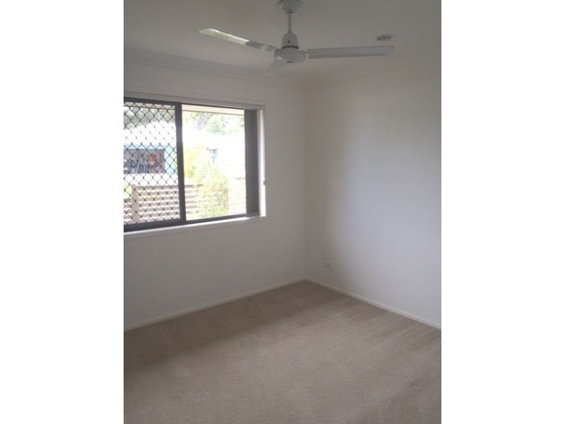 13 Silver Dawn Crescent, Oxenford QLD 4210