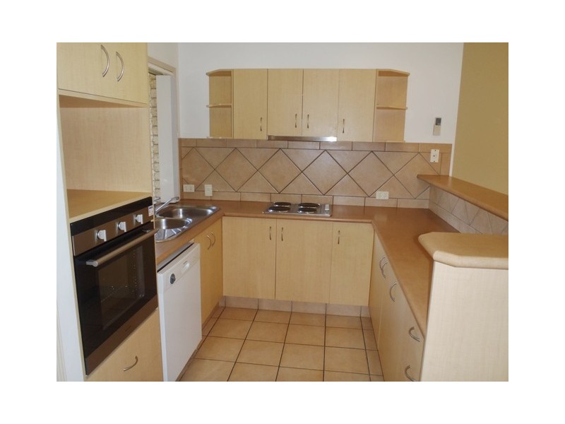 8 Meadow Way, Upper Coomera QLD 4209