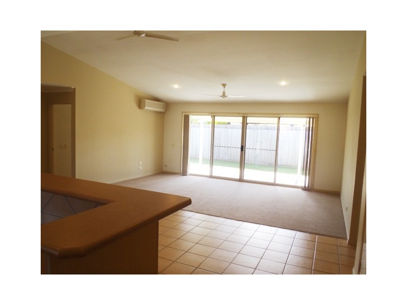 8 Meadow Way, Upper Coomera QLD 4209