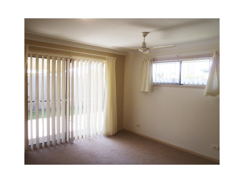 8 Meadow Way, Upper Coomera QLD 4209