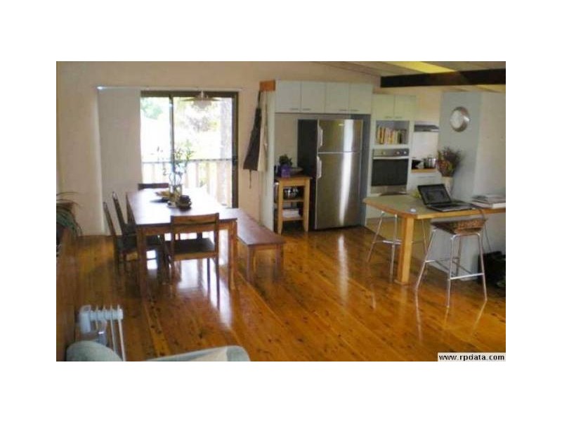 4 Malita Place, Pacific Pines QLD 4211