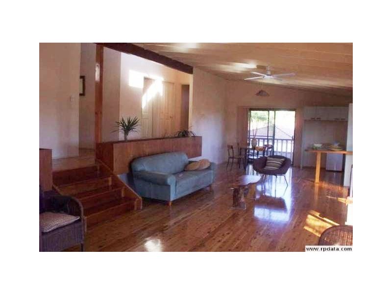 4 Malita Place, Pacific Pines QLD 4211