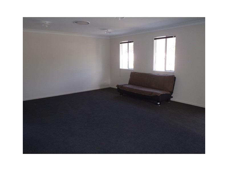 73 Wunburra Ccl, Pacific Pines QLD 4211