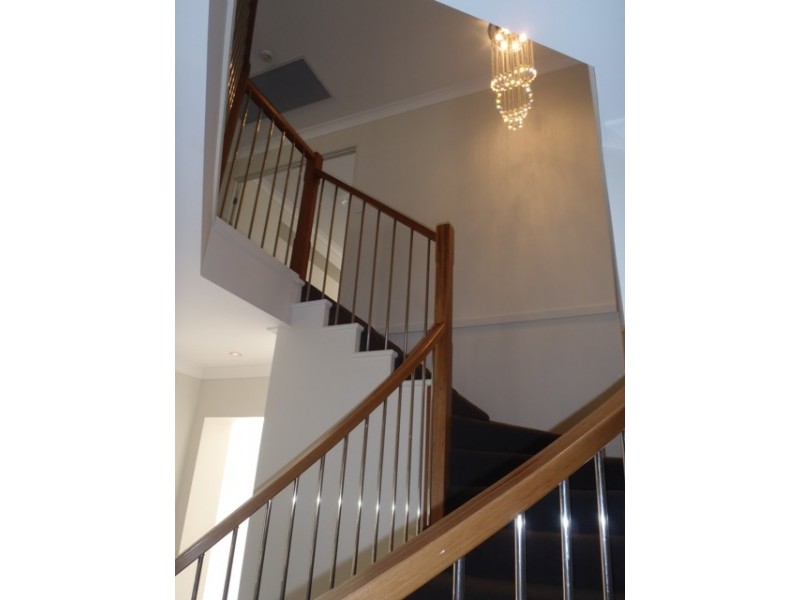 73 Wunburra Ccl, Pacific Pines QLD 4211