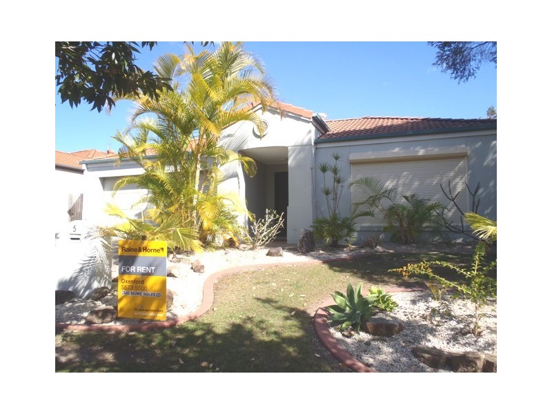 5 Oxbridge Chase, Arundel QLD 4214