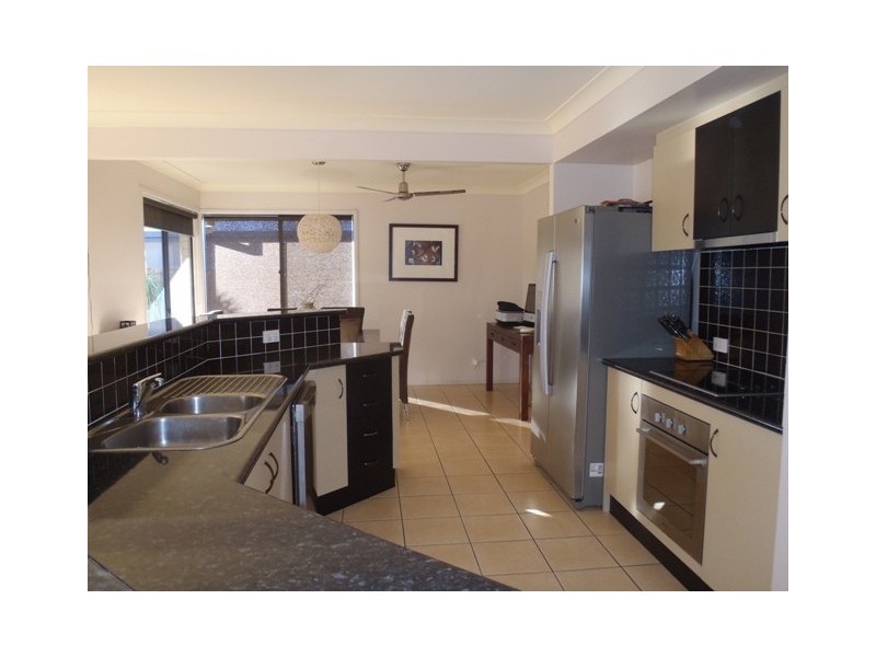2 Irvine Street, Pacific Pines QLD 4211