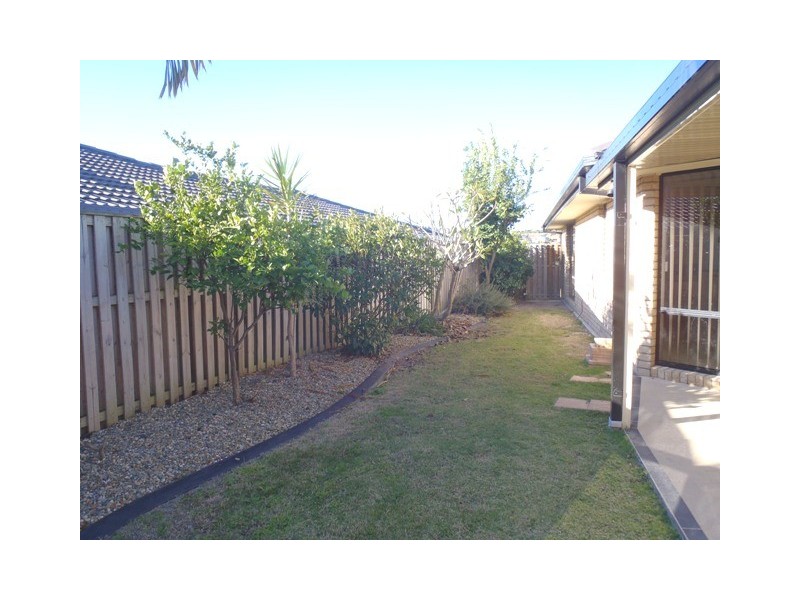 12 Beerwah Street, Pacific Pines QLD 4211