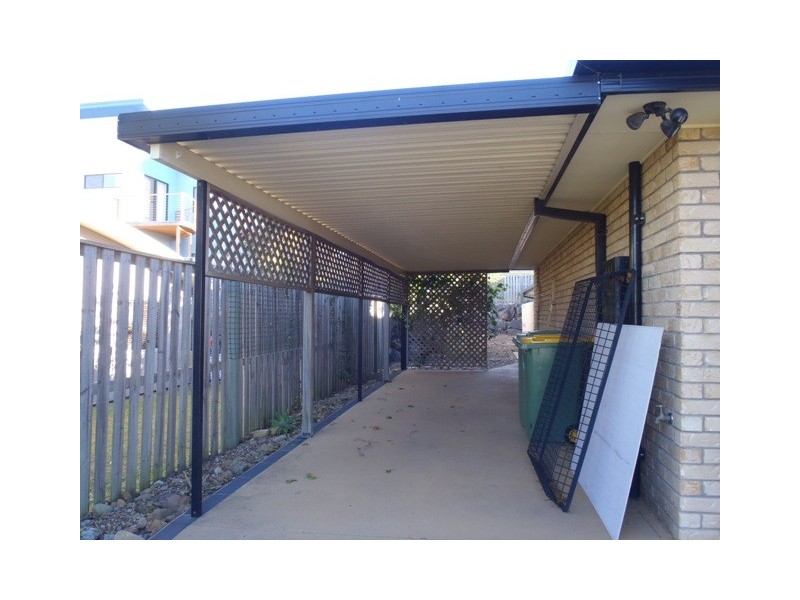 12 Beerwah Street, Pacific Pines QLD 4211