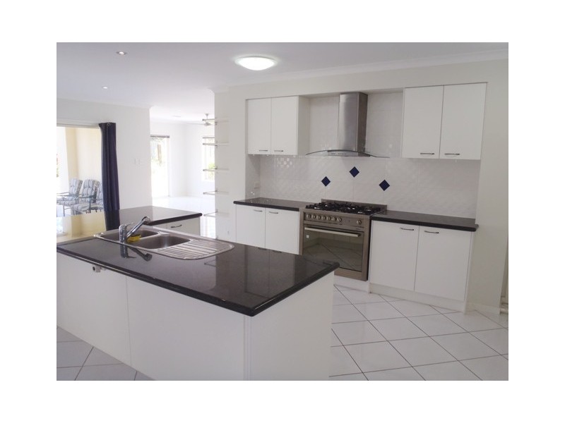 16  Slipstream Road, Coomera Waters QLD 4209