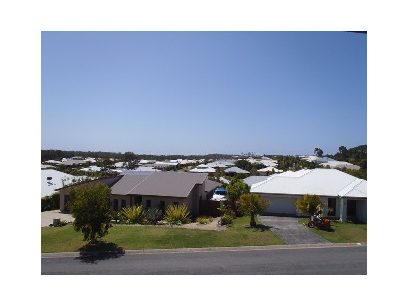 16  Slipstream Road, Coomera Waters QLD 4209