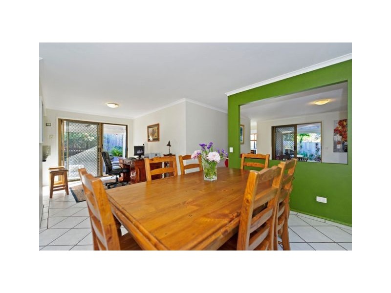 8 Adventure Avenue, Oxenford QLD 4210