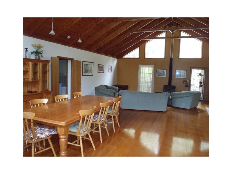 Wongawallan QLD 4210