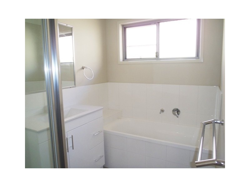78 Aldgate Cres, Pacific Pines QLD 4211