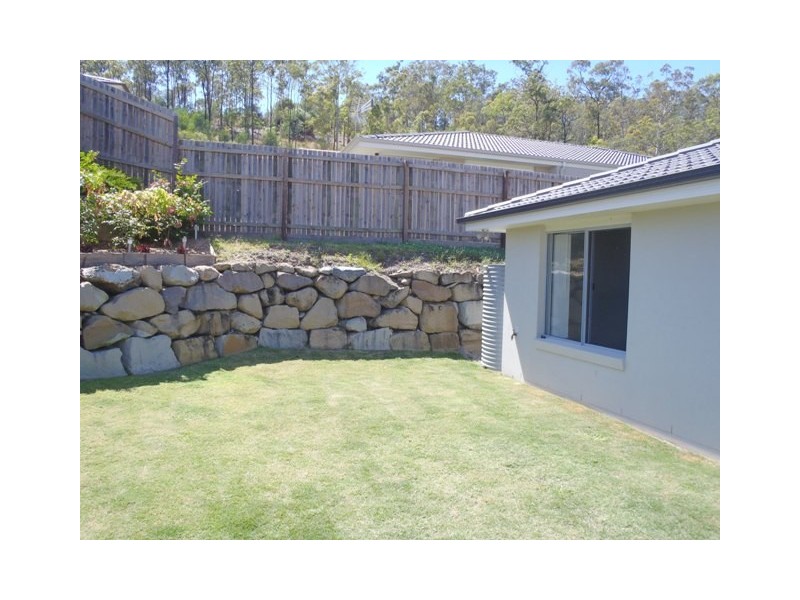 78 Aldgate Cres, Pacific Pines QLD 4211