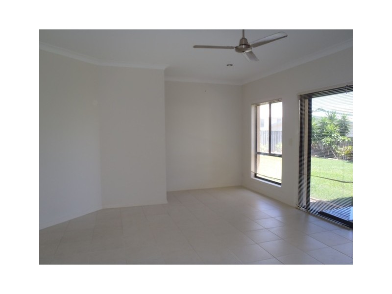 3 Ceil Circuit, Coomera Waters QLD 4209