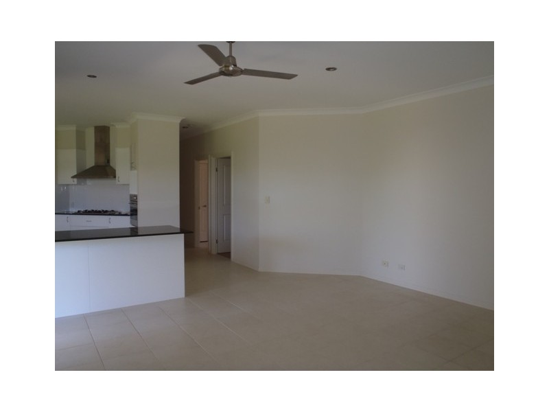 3 Ceil Circuit, Coomera Waters QLD 4209