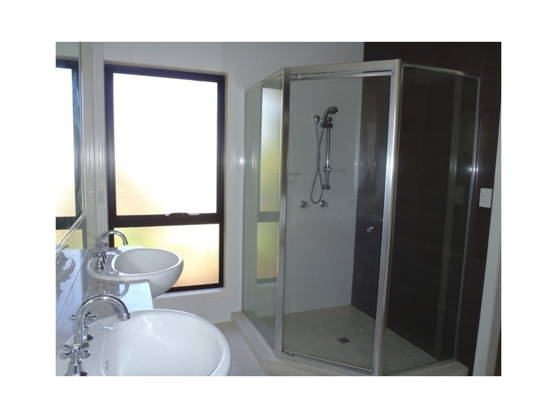 3 Ceil Circuit, Coomera Waters QLD 4209