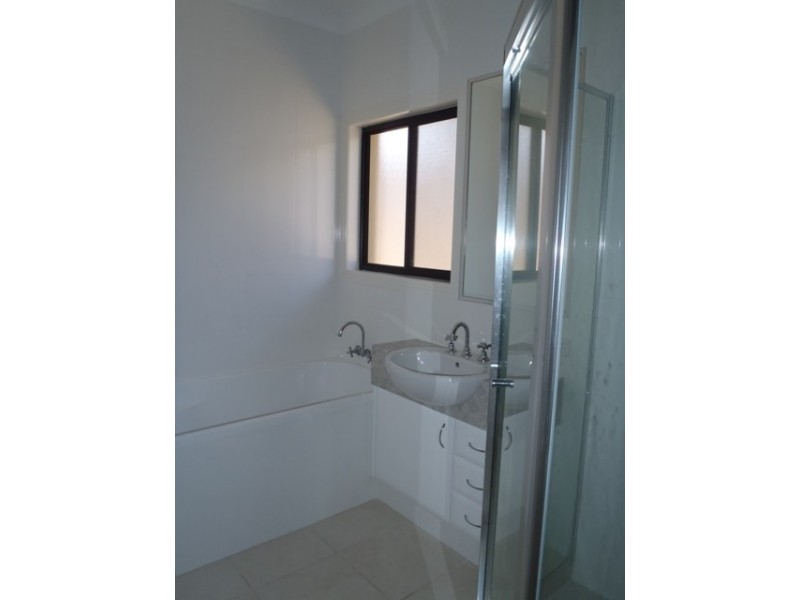 3 Ceil Circuit, Coomera Waters QLD 4209