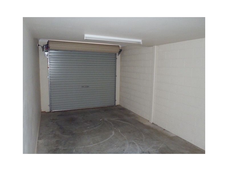 42/74 Universal Street, Pacific Pines QLD 4211