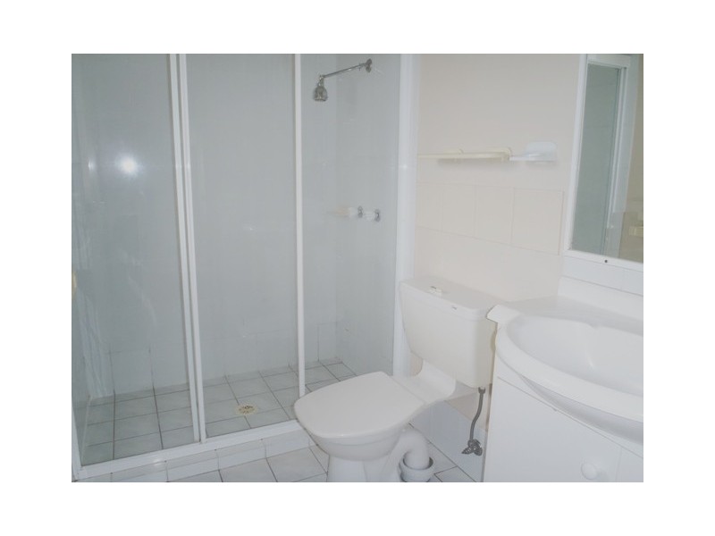 2/6 Buddy Holly Close, Parkwood QLD 4214