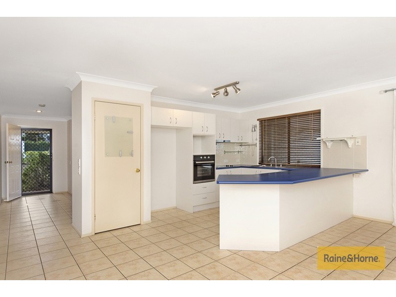 22 Penrhyn ST, Pacific Pines QLD 4211