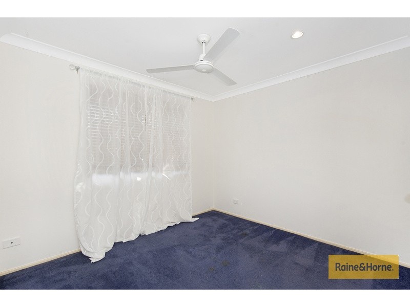 22 Penrhyn ST, Pacific Pines QLD 4211
