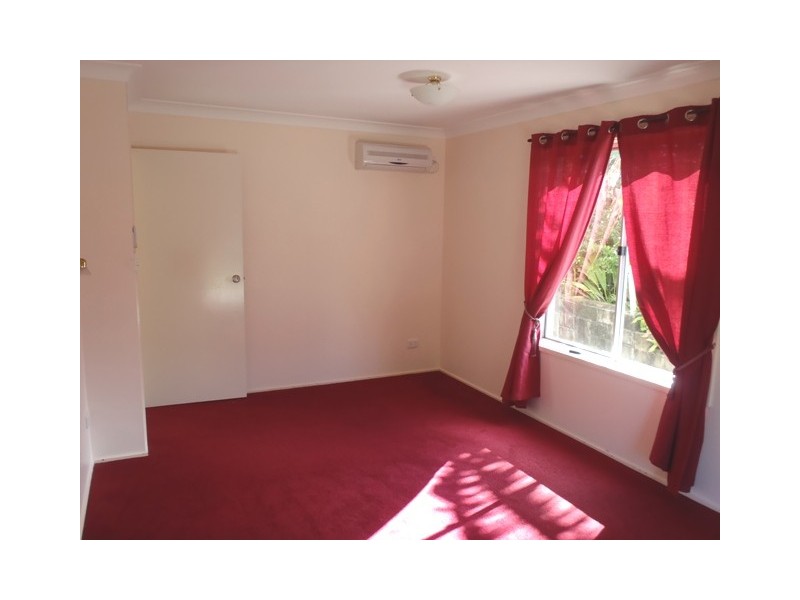 4 Beitz Ave, Labrador QLD 4215