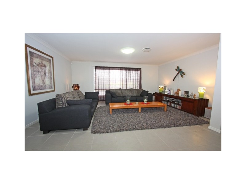 5 Freeling Place, Oxenford QLD 4210