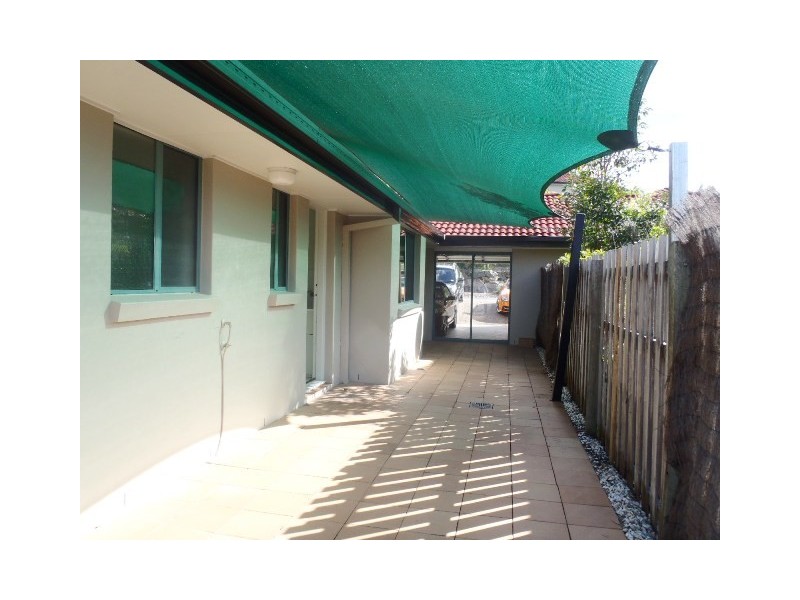 4/6 Buddy Holly Close, Parkwood QLD 4214