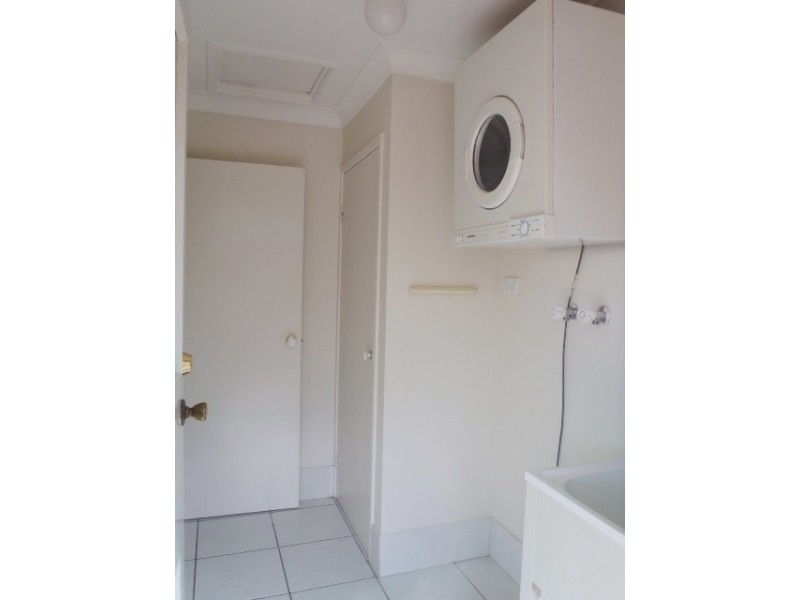 4/6 Buddy Holly Close, Parkwood QLD 4214