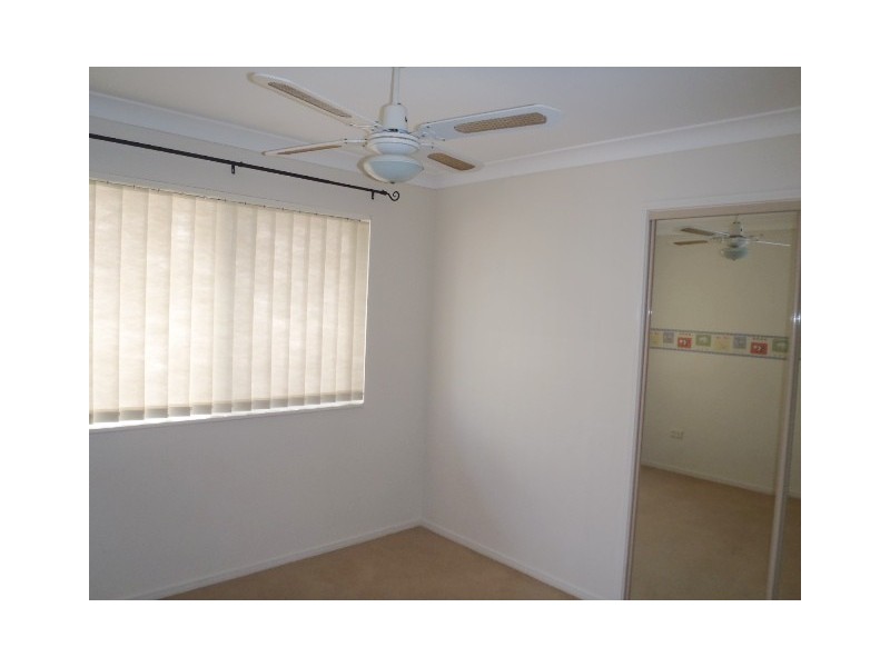 4/6 Buddy Holly Close, Parkwood QLD 4214