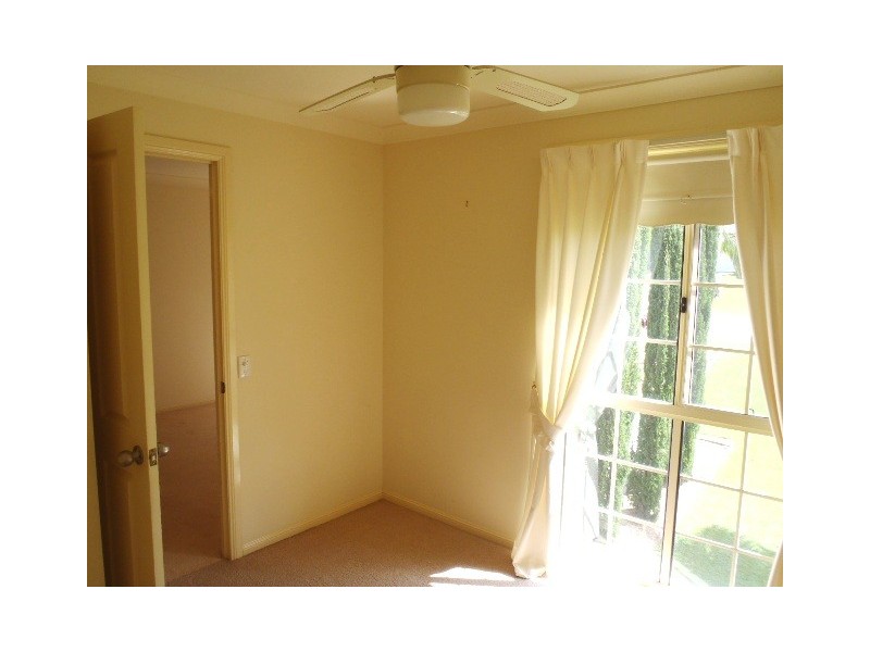 62 Greg Norman Cres, Parkwood QLD 4214