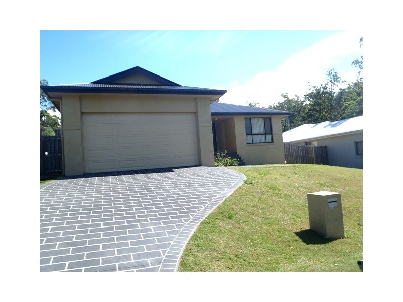 17 Saltwater Boulevard, Oxenford QLD 4210