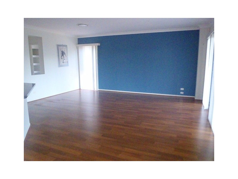 21 Hillary Cct, Pacific Pines QLD 4211