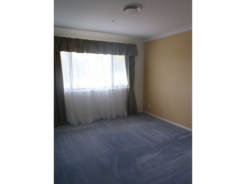 21 Hillary Cct, Pacific Pines QLD 4211