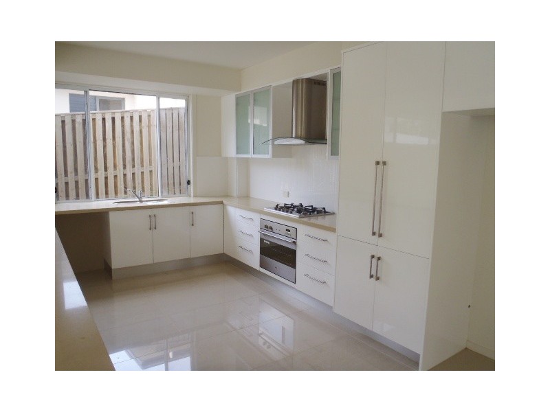 11 Katinka Cct, Coomera Waters QLD 4209