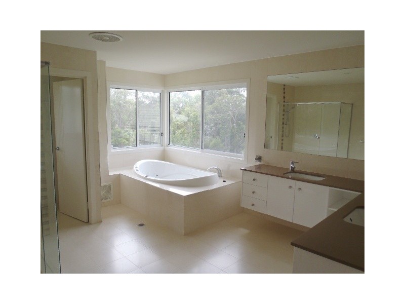 11 Katinka Cct, Coomera Waters QLD 4209