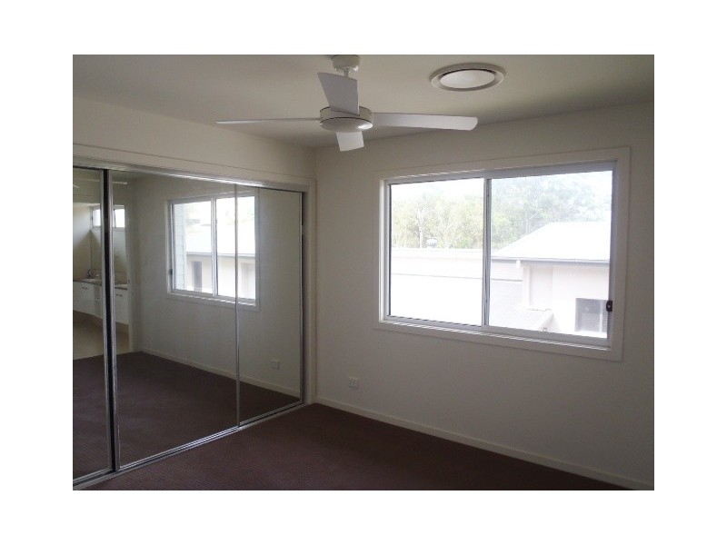 11 Katinka Cct, Coomera Waters QLD 4209
