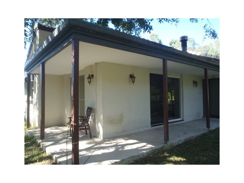 6 Connemarra Road, Gaven QLD 4211