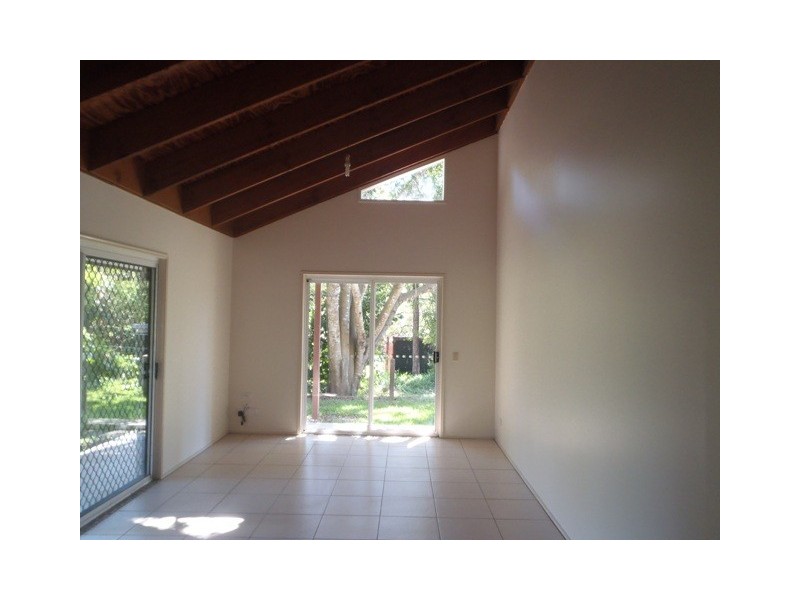 6 Connemarra Road, Gaven QLD 4211