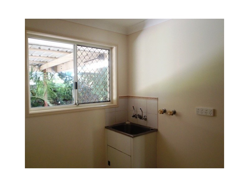 6 Connemarra Road, Gaven QLD 4211