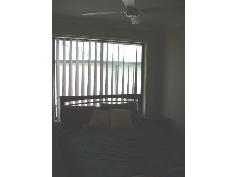 3/17 Park Esplanade, Coomera QLD 4209