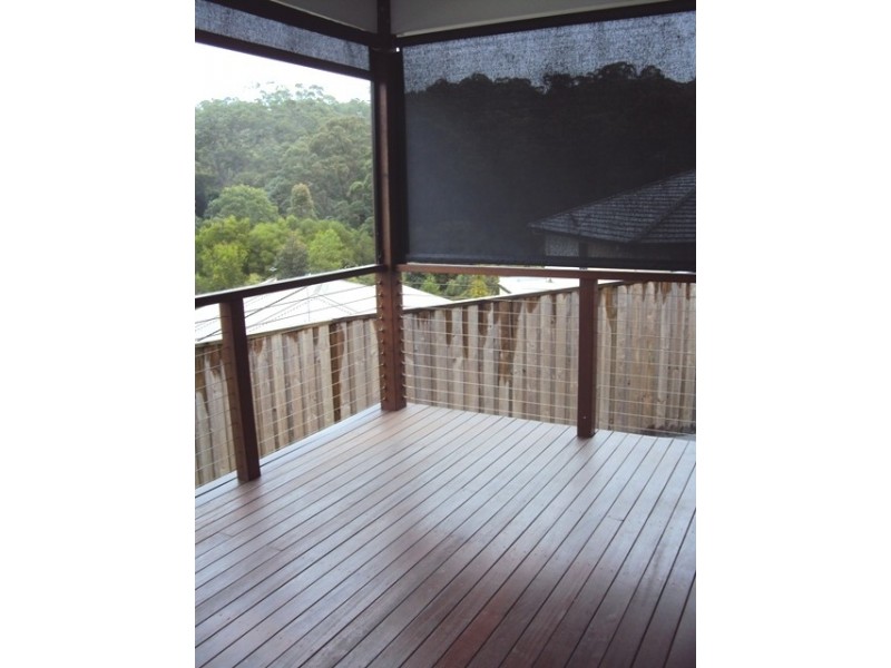 16 Chesterton Street, Pacific Pines QLD 4211